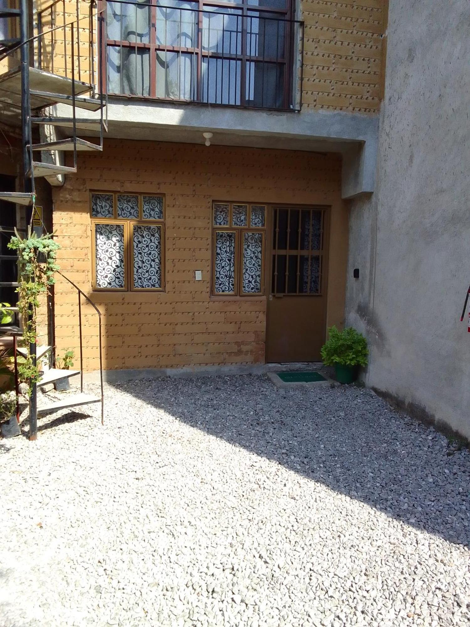 Hospedaje Casa Cortes - Recamaras De Descanso, Tepoztlan Mor - No Contamos Con Estacionamiento Exterior foto